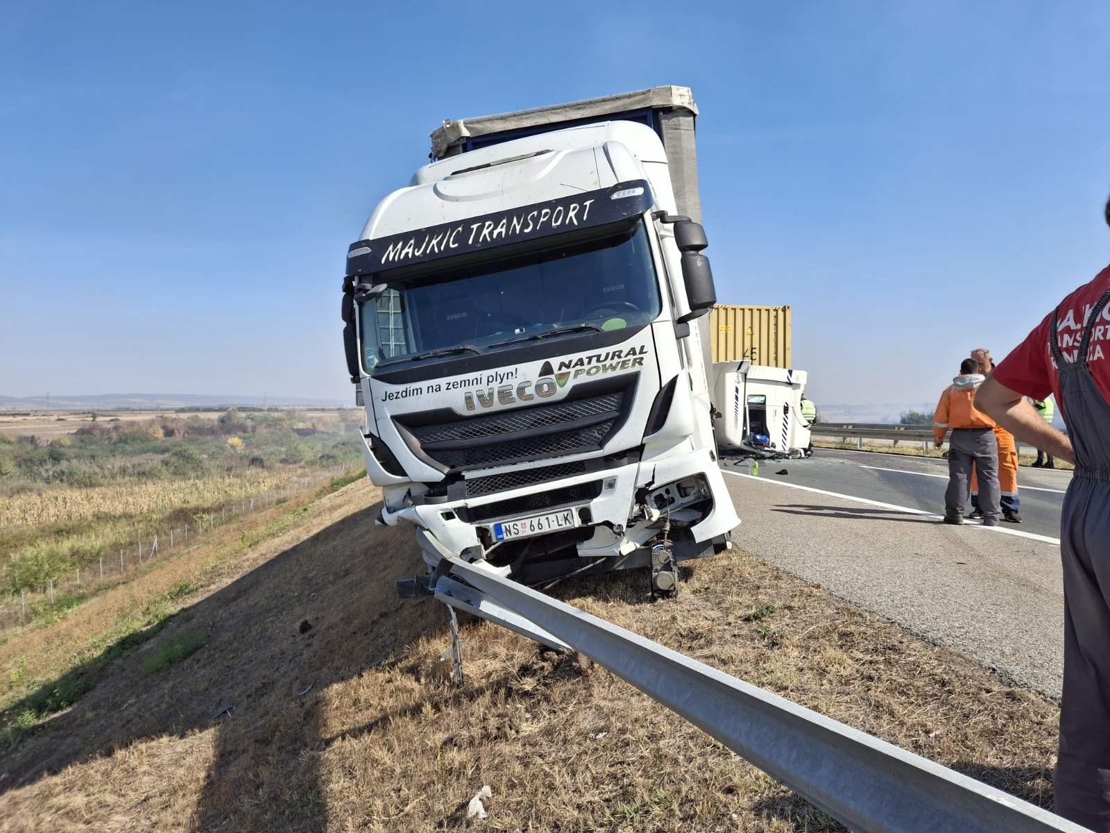 Novi lančani sudar na auto-putu kod Kuzmina - Ozon Media