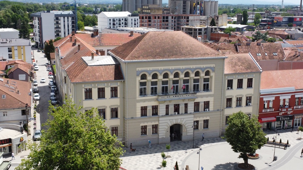Osveta nad prosvetom se nastavlja: Ministar postavlja direktore škola mimo volje kolektiva - Ozonpress